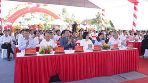 TRUNG_2cd6e