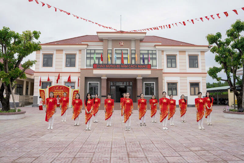 HỘI LHPN XÃ HÒA HỘI ĐỒNG DIỄN DÂN VŨ